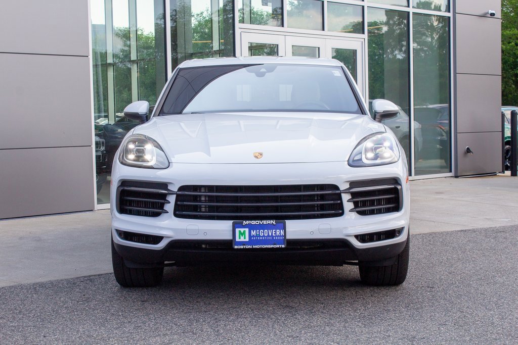 Used 2022 Porsche Cayenne S Platinum image 2