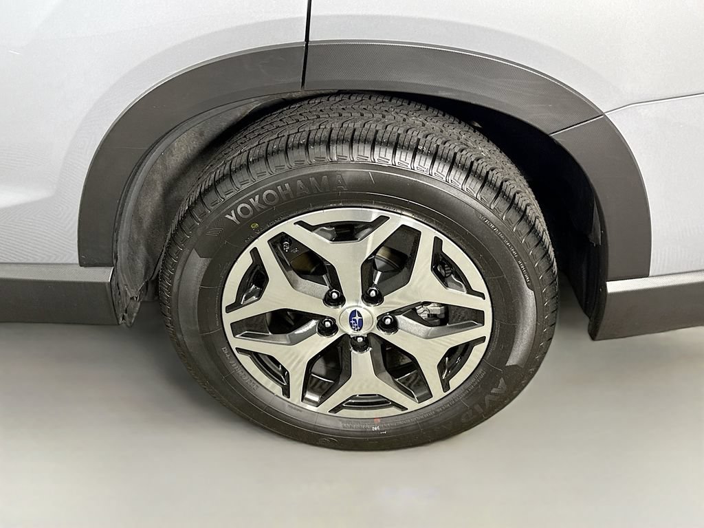 Used 2024 Subaru Forester Premium AWD/4WD image 35