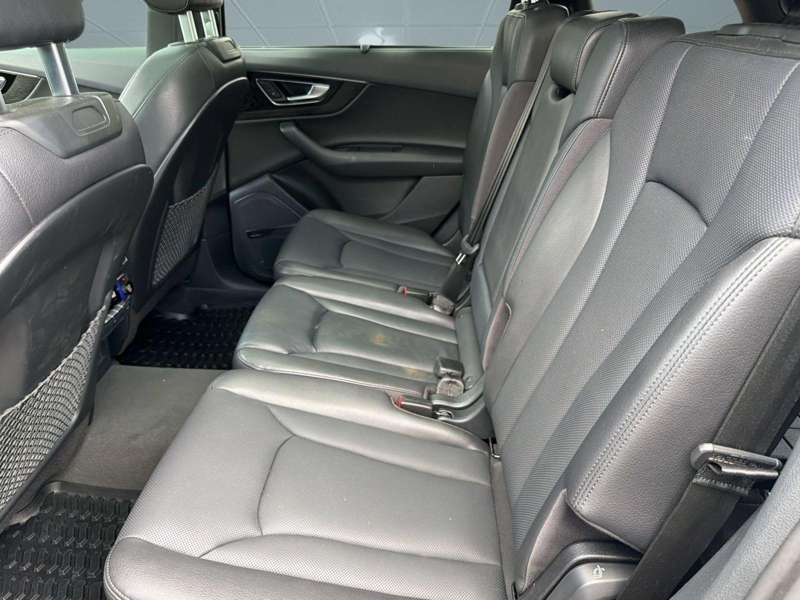 Used 2019 Audi Q7 3.0T Premium Plus w/ Premium Plus Package AWD/4WD image 15