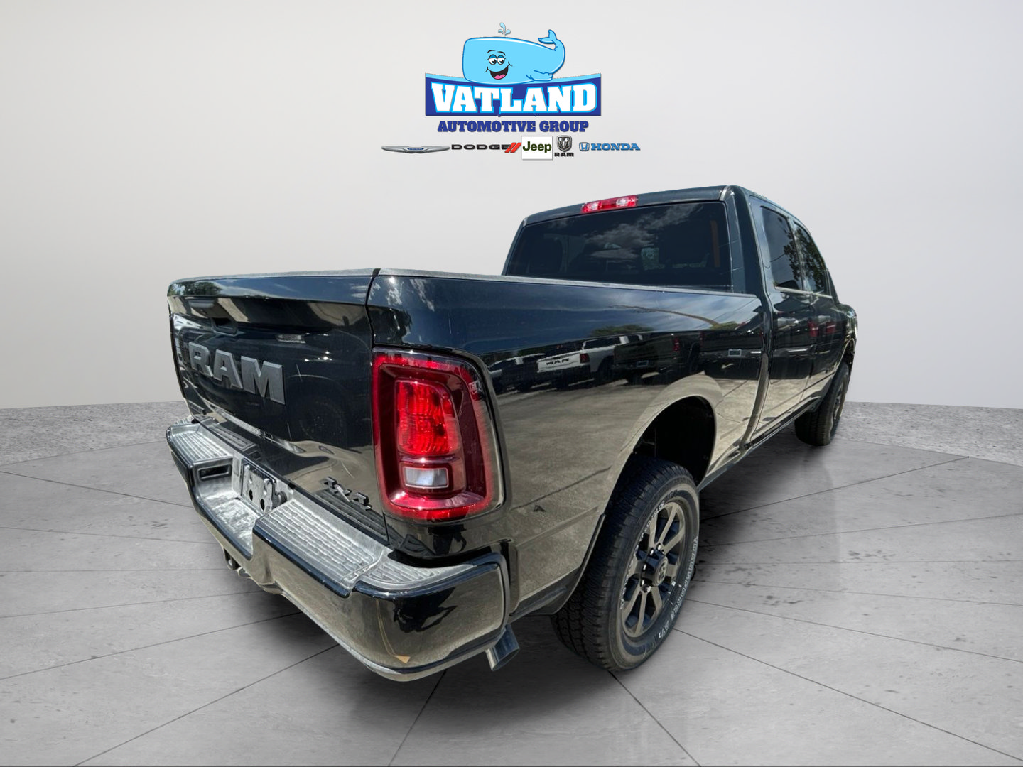 New 2026 RAM 2500 Big Horn AWD/4WD image 5