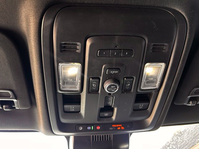 Used 2023 GMC Yukon XL Denali AWD/4WD image 27