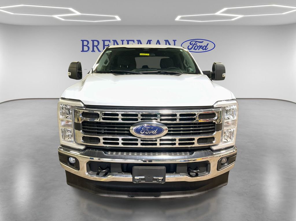 Certified 2024 Ford F250 XLT w/ FX4 Off-Road Package image 2