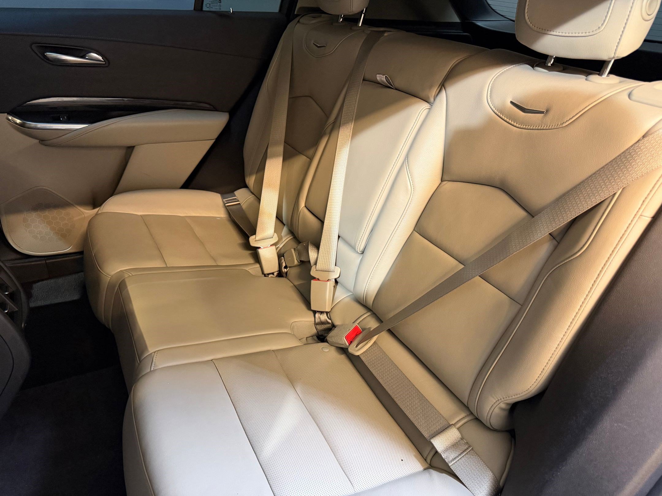 Used 2019 Cadillac XT4 Premium Luxury w/ Driver Awareness Package FWD image 35