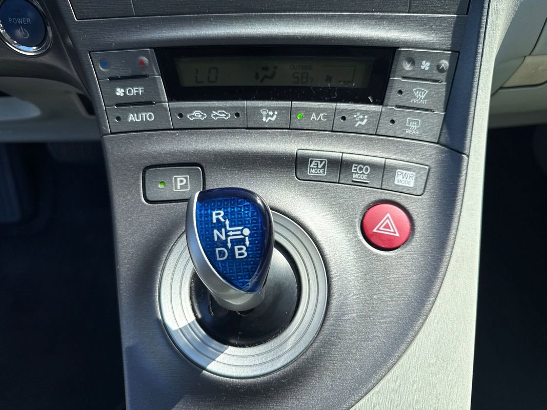 Used 2013 Toyota Prius Three w/ Solar Roof Pkg FWD image 21