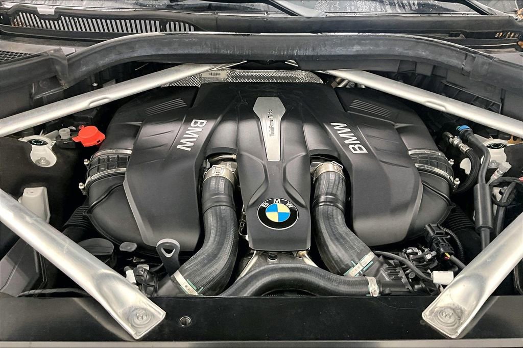 Used 2019 BMW X7 xDrive50i w/ Premium Package image 9