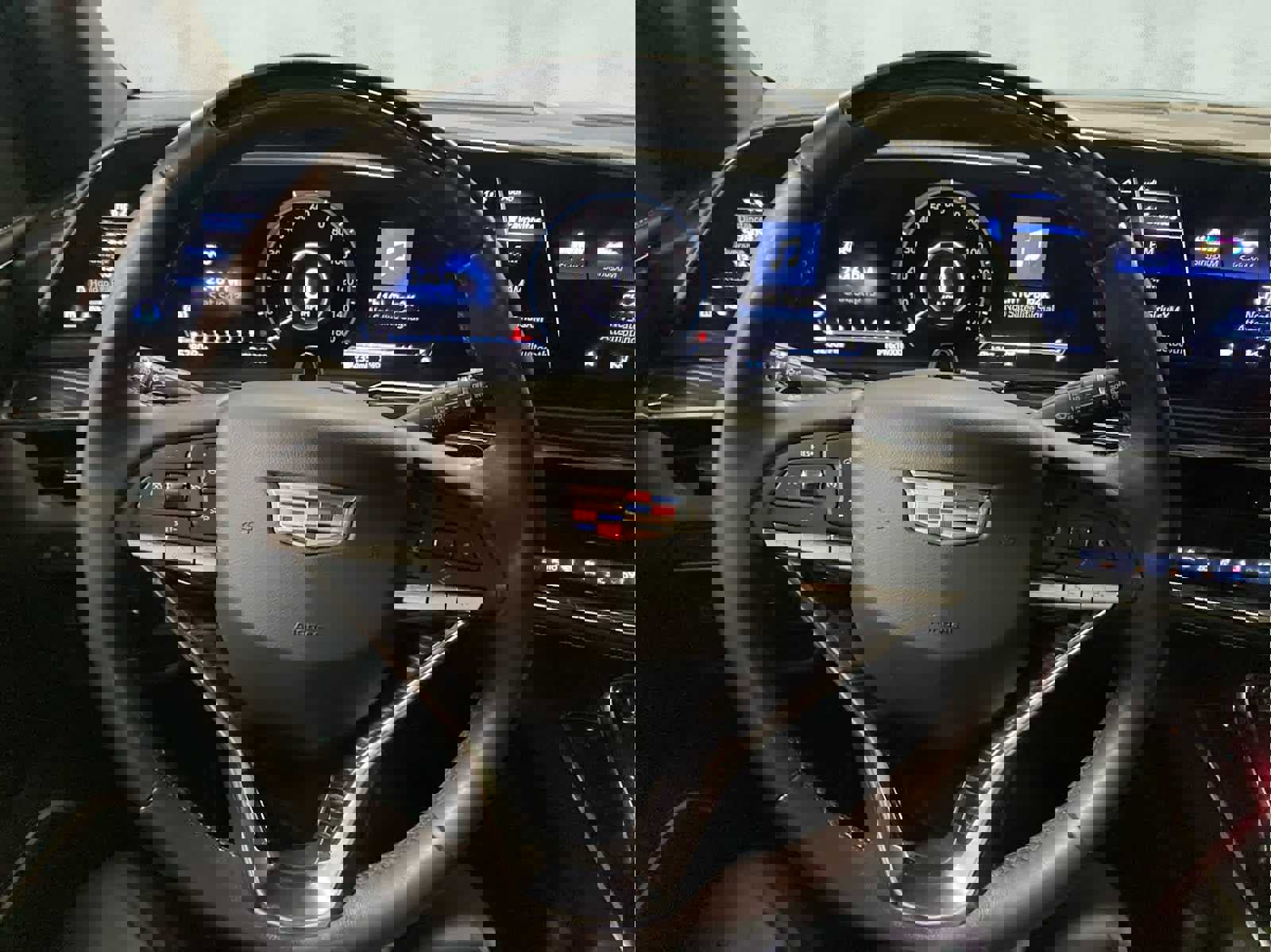 Used 2022 Cadillac Escalade ESV Sport w/ Touring Package image 18