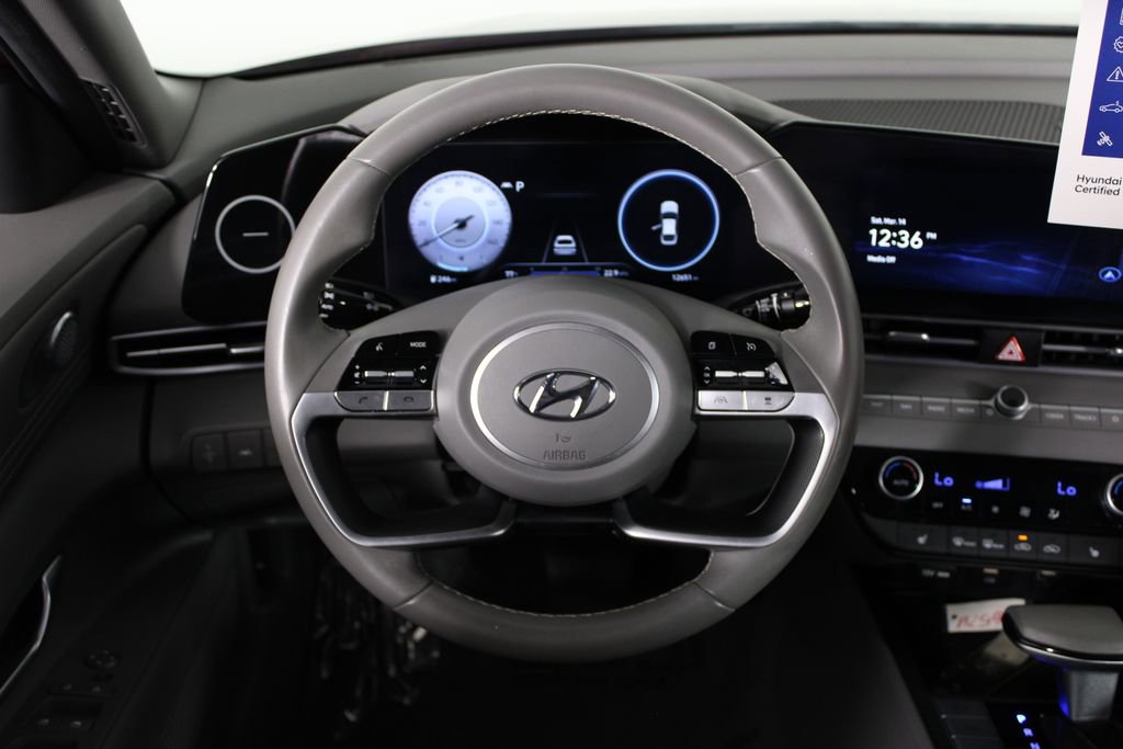 Certified 2023 Hyundai Elantra SEL w/ Convenience Package image 9