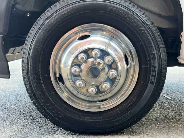 Used 2024 Ford E-450 and Econoline 450 Super Duty w/ Power Windows & Locks Group RWD image 10