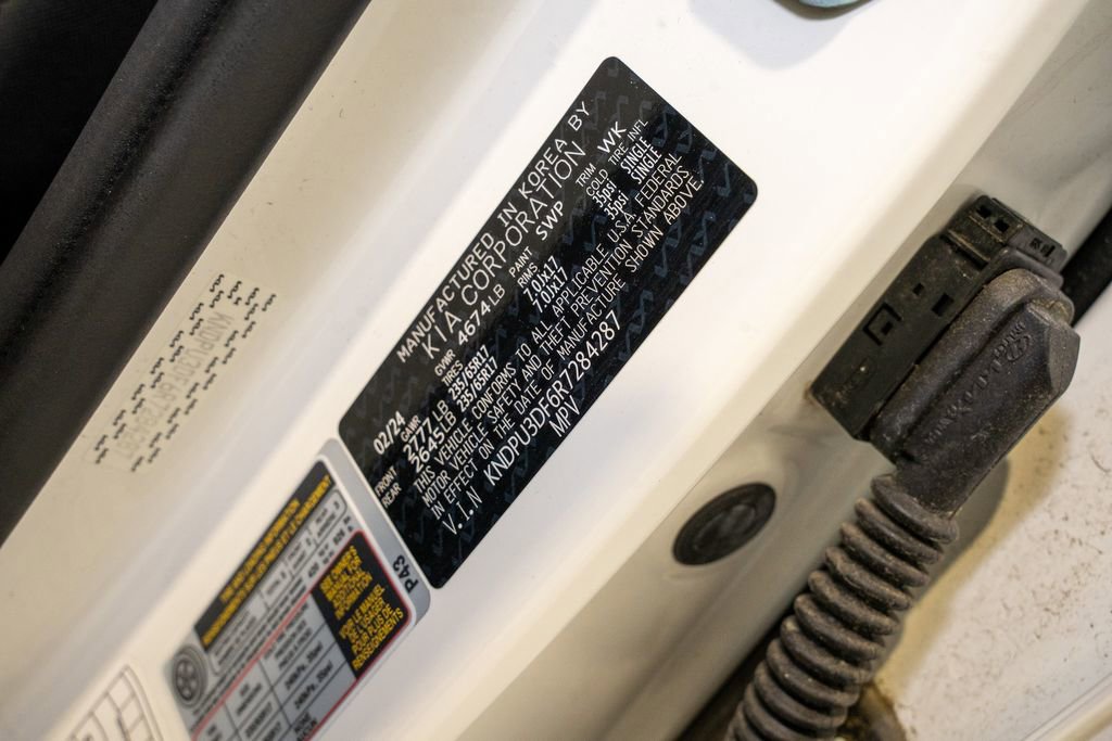 Used 2024 Kia Sportage LX image 19