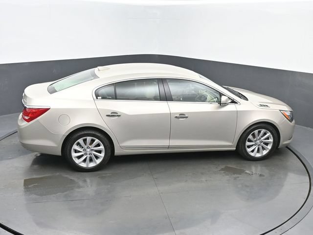Used 2016 Buick LaCrosse Leather FWD image 41