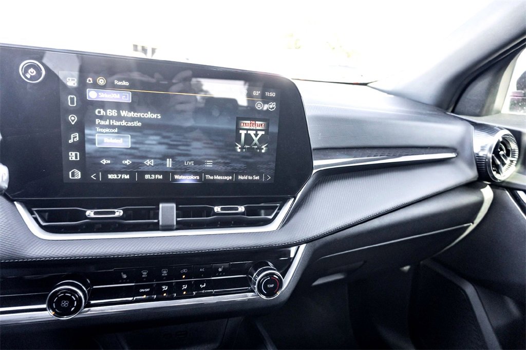 Used 2025 Chevrolet Equinox LT w/ Safety and Technology Package image 23