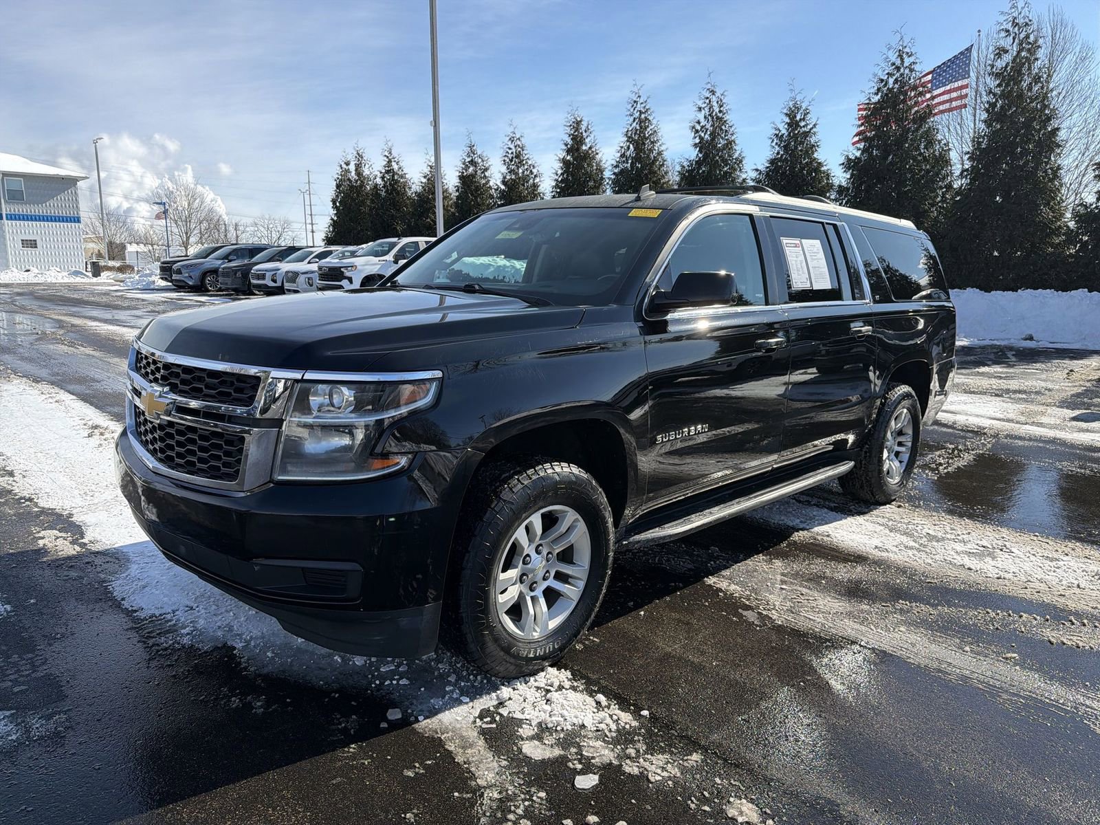 Used 2015 Chevrolet Suburban LT AWD/4WD image 4