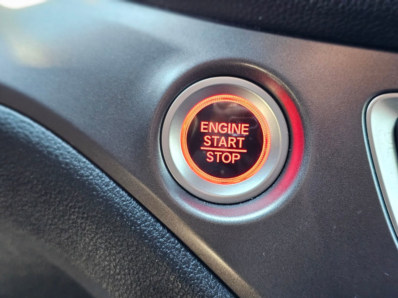 Used 2022 Honda Pilot Sport image 16