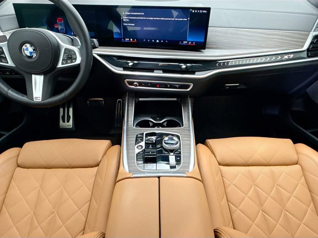 Used 2024 BMW X7 xDrive40i w/ M Sport Package AWD/4WD image 13