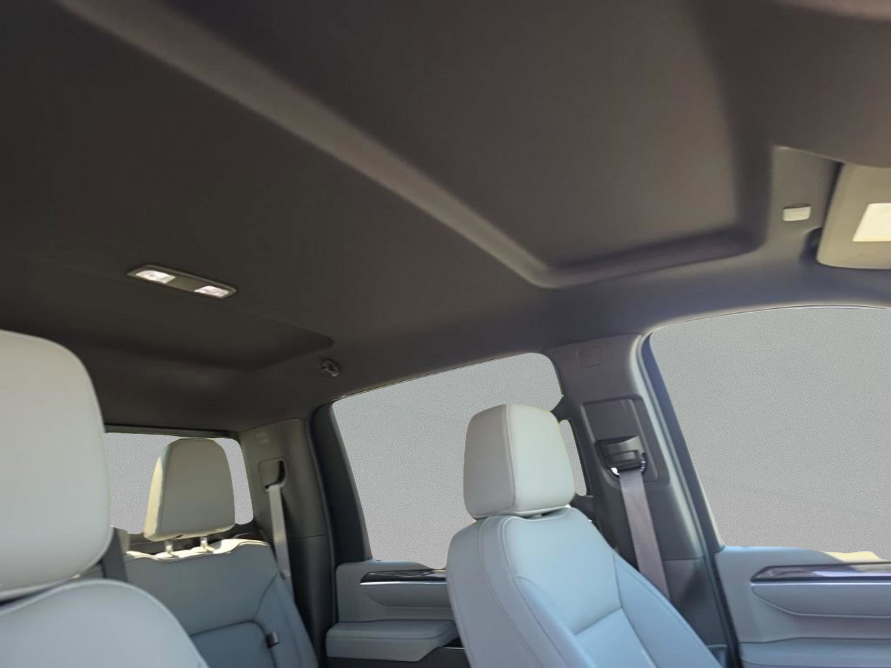 Used 2026 Chevrolet Silverado 3500 LTZ w/ LTZ Convenience Package AWD/4WD image 33