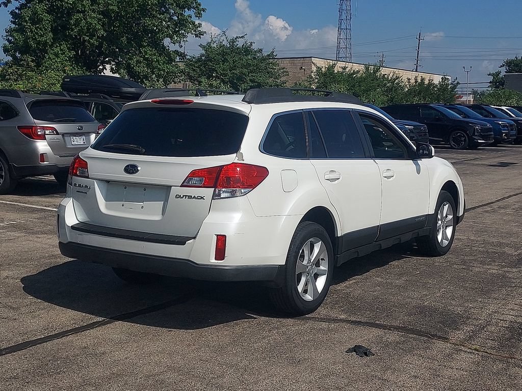 Used 2014 Subaru Outback 2.5i Limited w/ Moonroof Package AWD/4WD image 7