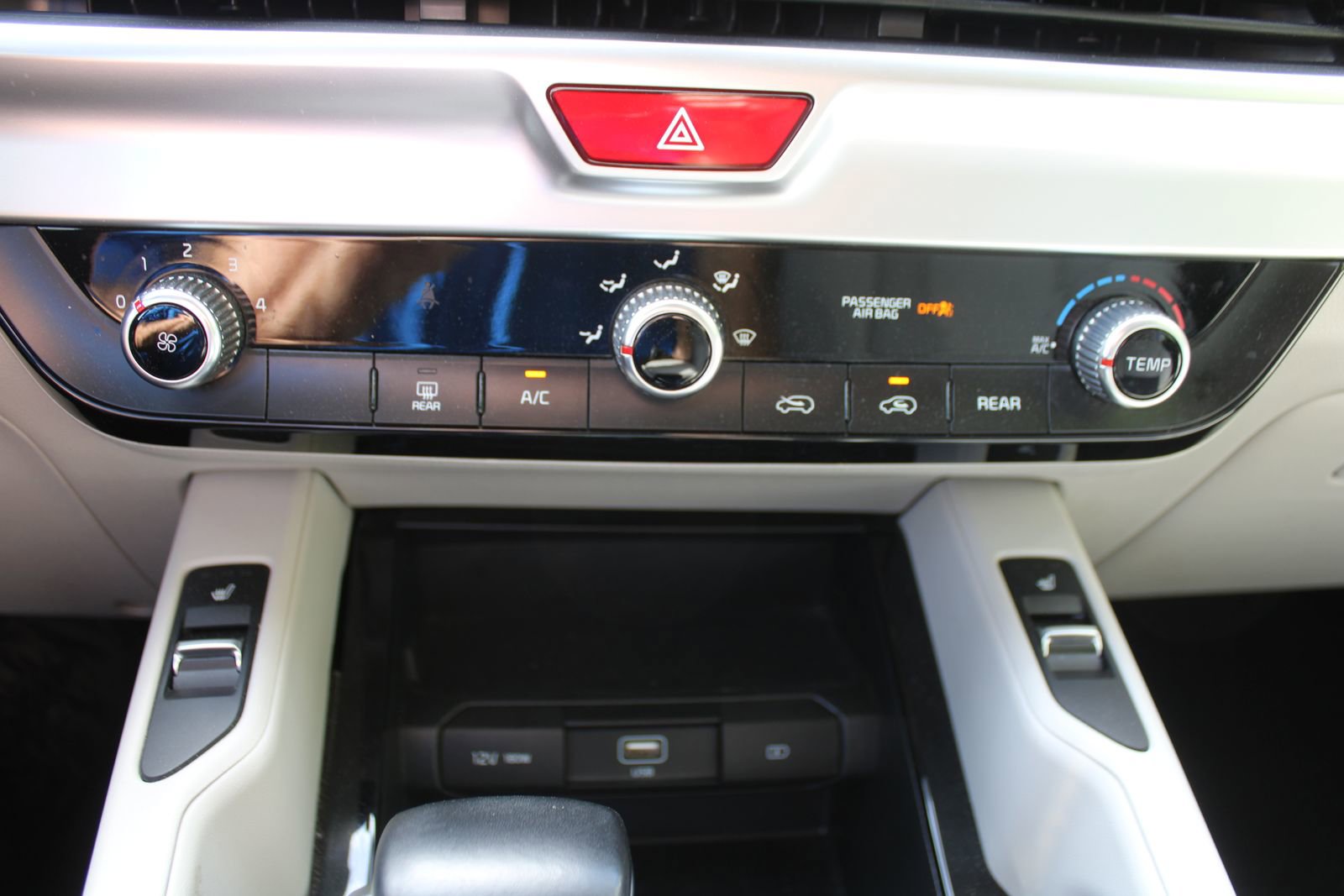 Certified 2020 Kia Telluride S image 42