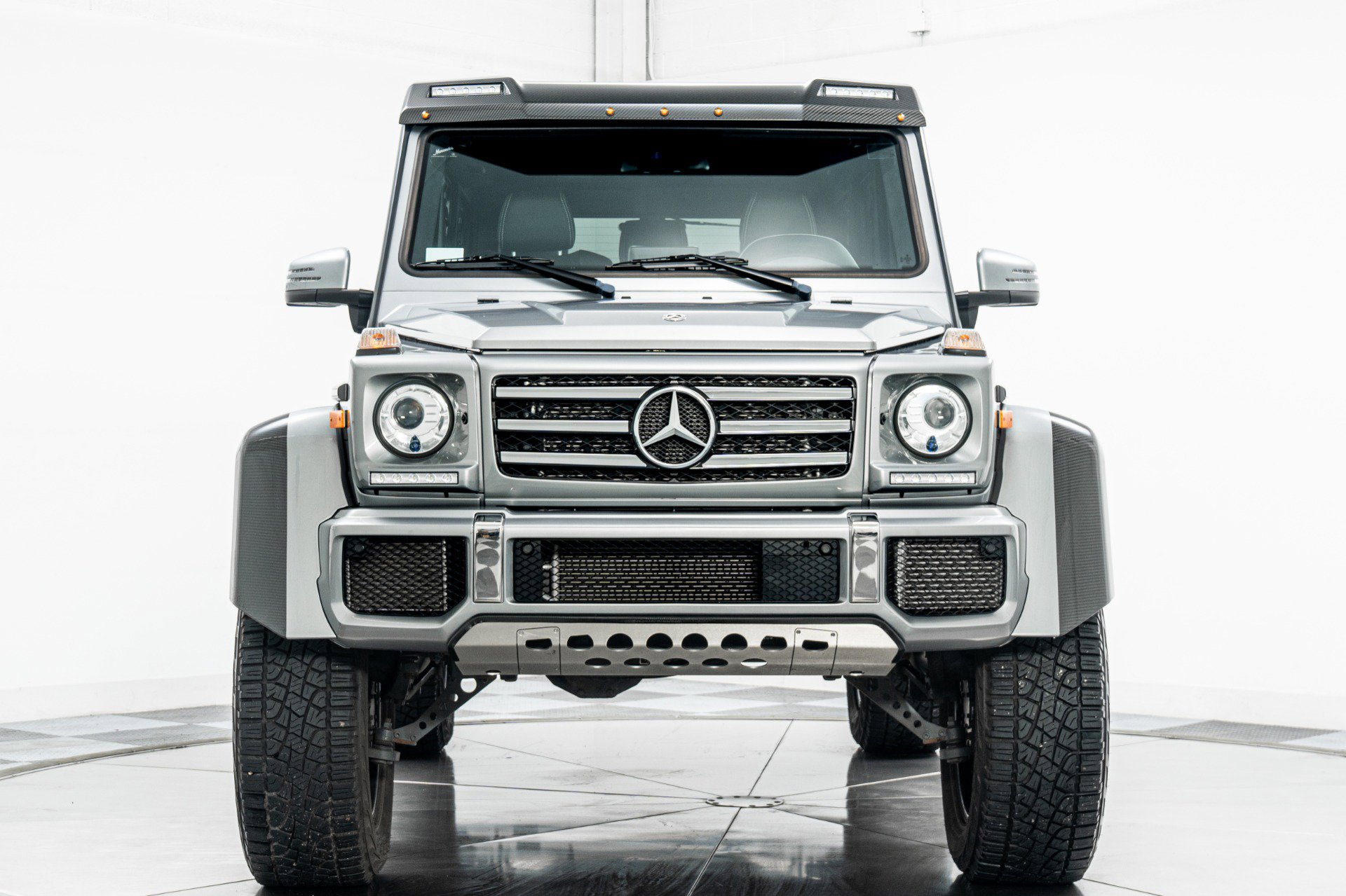 Used 2018 Mercedes-Benz G 550 Squared image 4