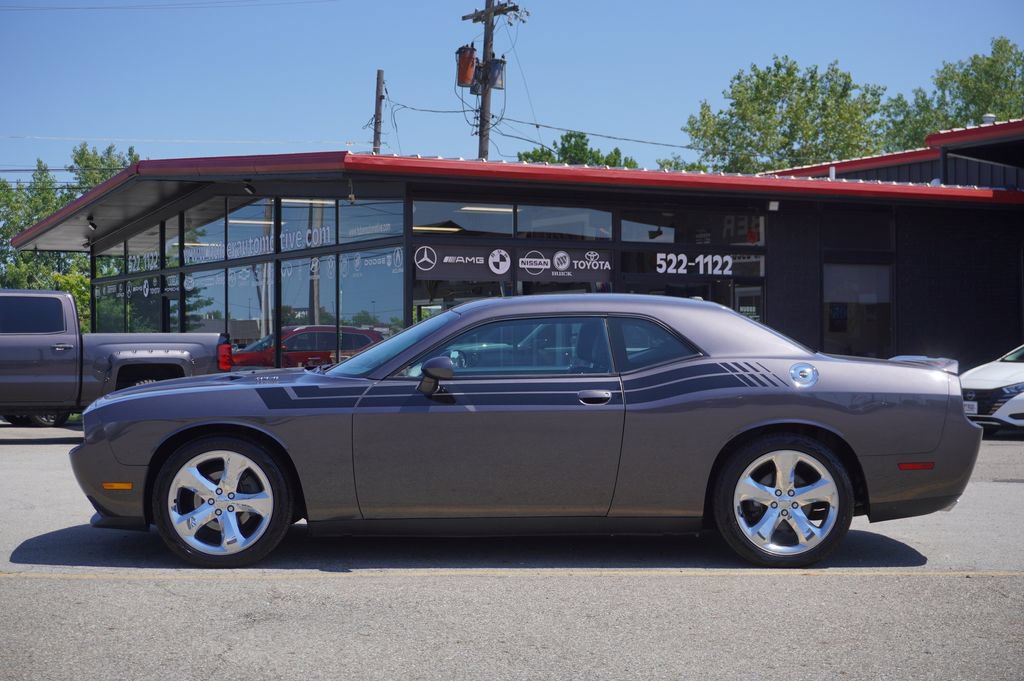 Used 2014 Dodge Challenger R/T Plus RWD image 4