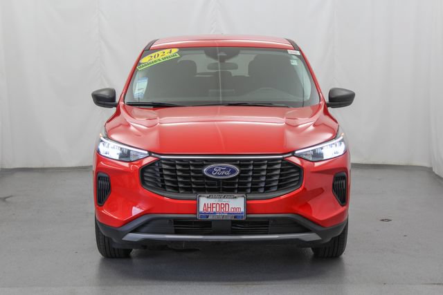 Used 2024 Ford Escape Active AWD/4WD image 3