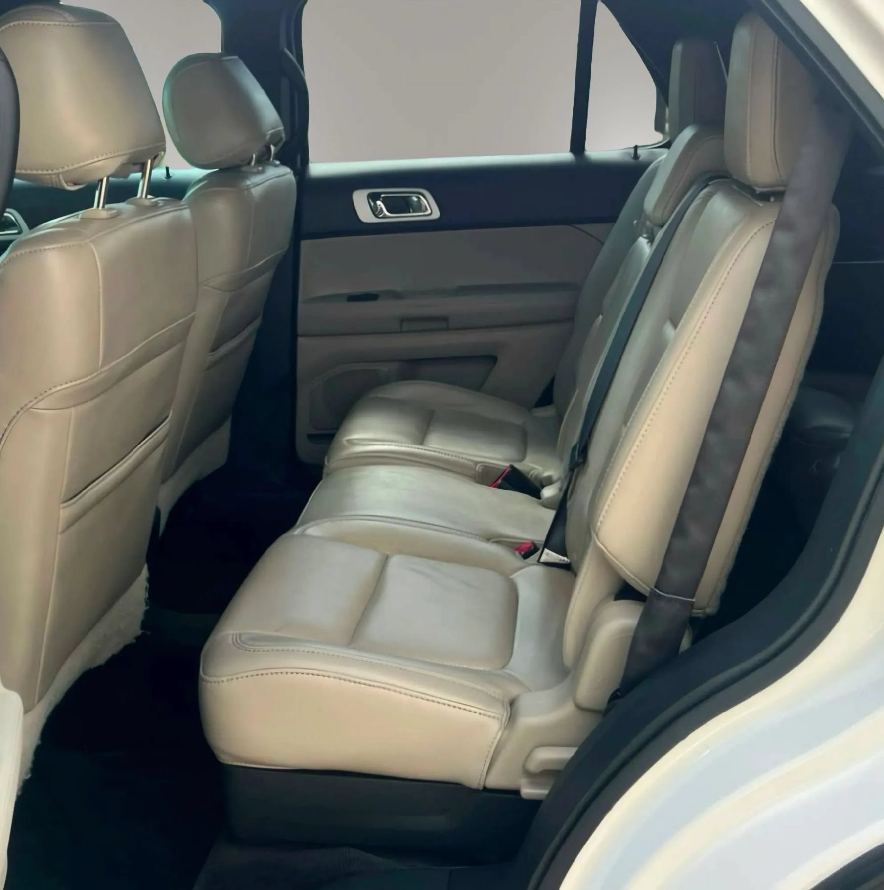 Used 2012 Ford Explorer Limited FWD image 36