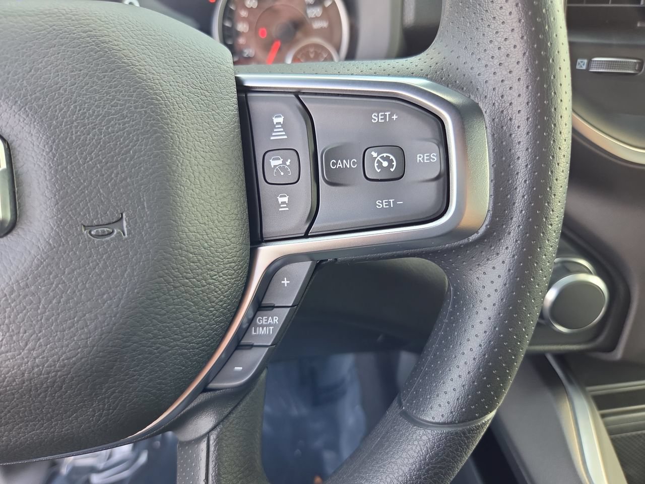 New 2026 RAM 1500 Express AWD/4WD image 28