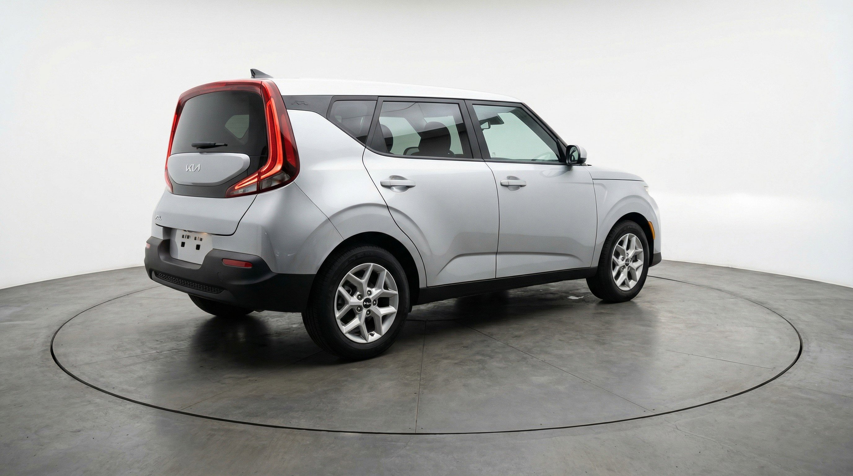 Used 2025 Kia Soul LX w/ LX Technology Package image 9