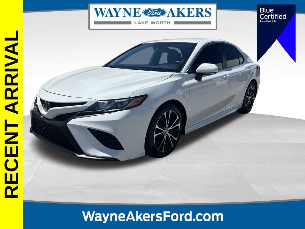 Used 2019 Toyota Camry SE w/ Convenience Package