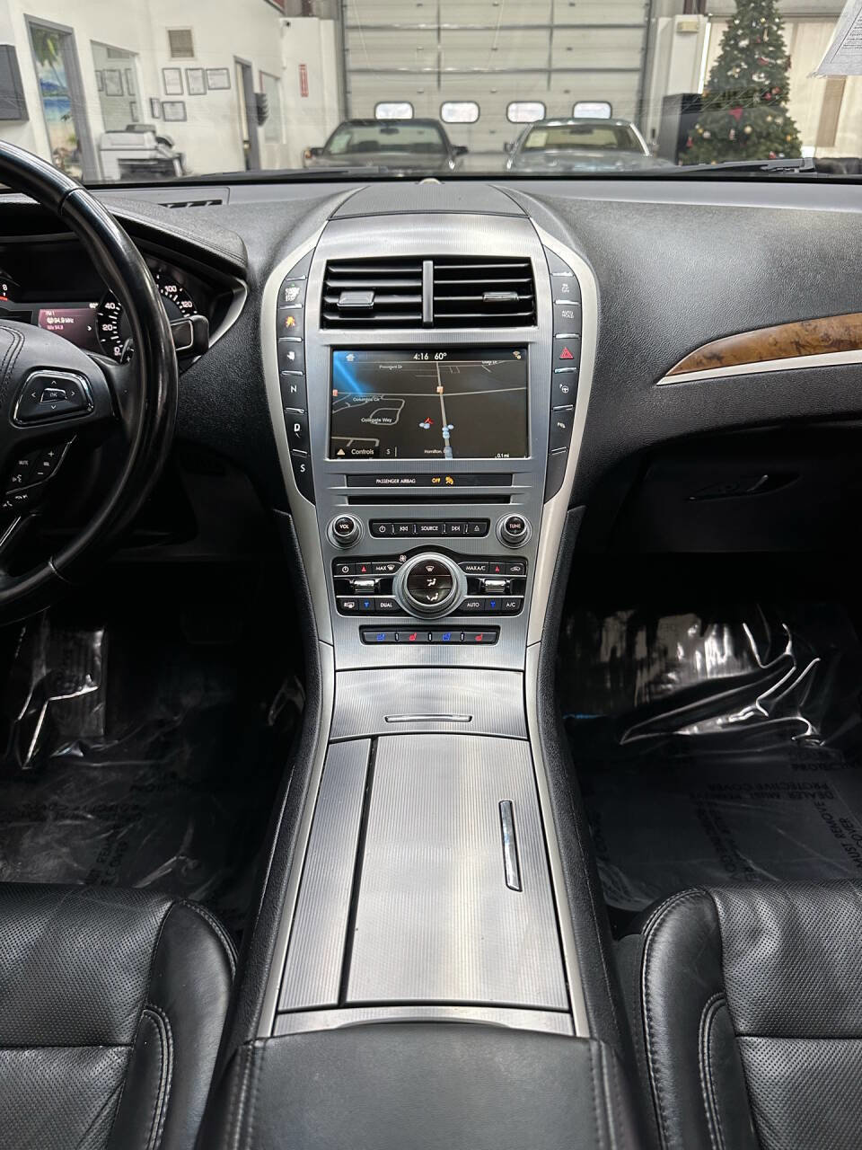 Used 2017 Lincoln MKZ Reserve w/ Technology Package image 26