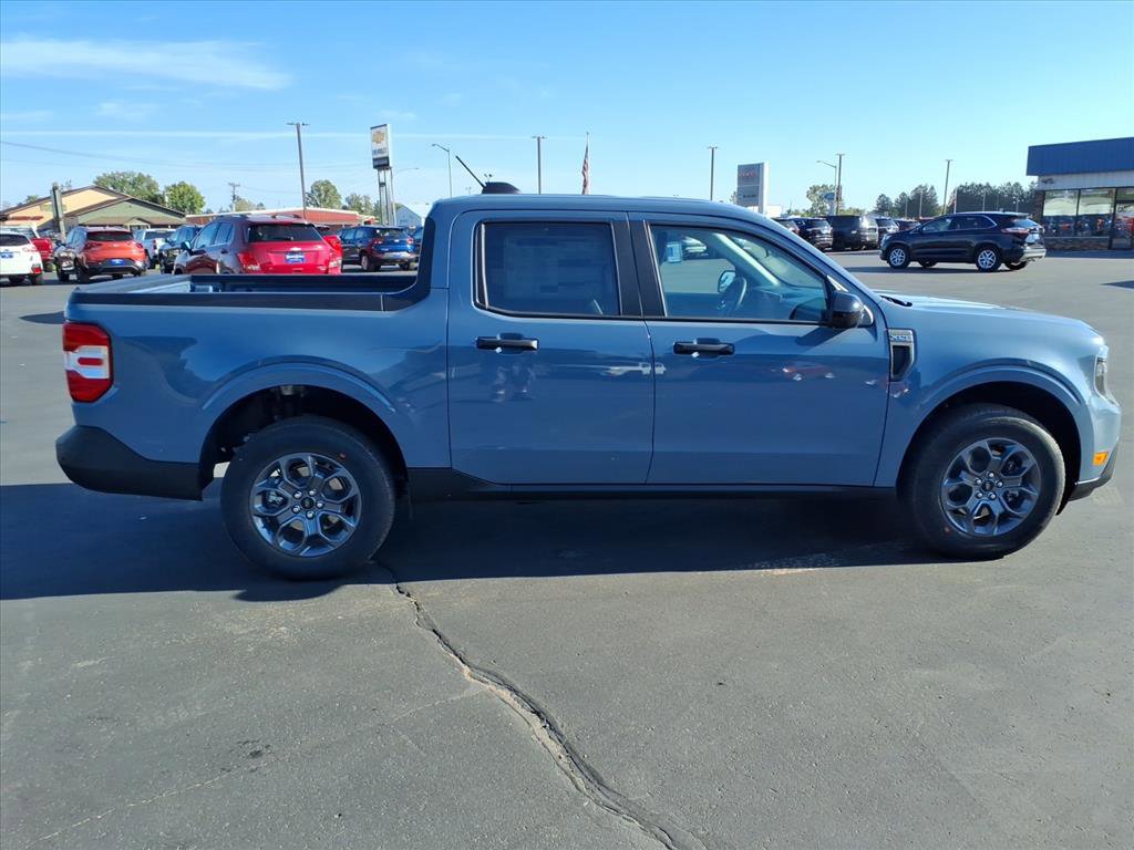 New 2025 Ford Maverick XLT image 7