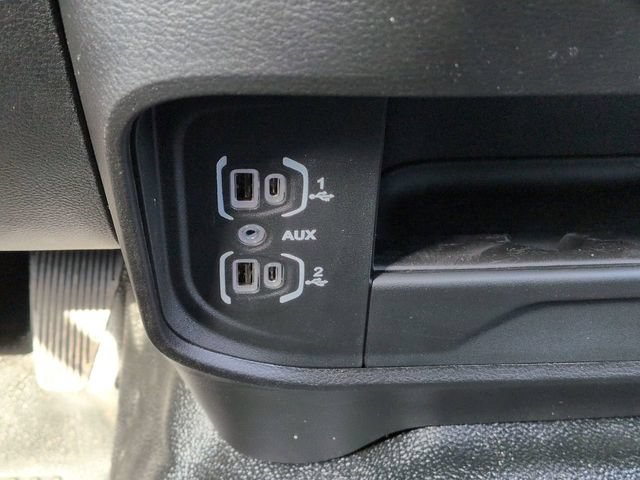 New 2026 RAM 3500 Tradesman AWD/4WD image 22