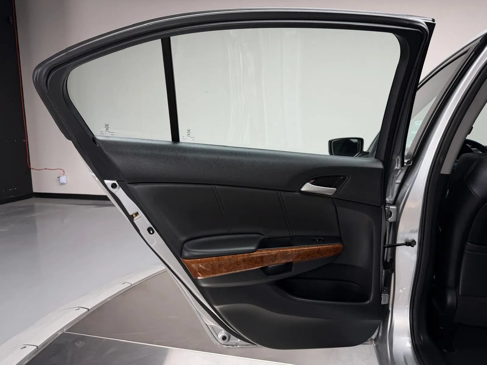 Used 2012 Honda Accord EX-L image 15