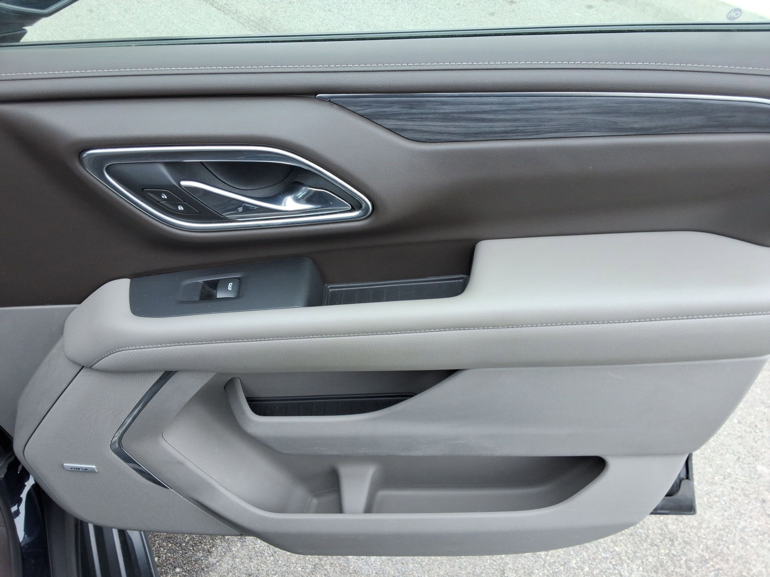 Used 2021 GMC Yukon XL SLT w/ SLT Luxury Plus Package image 28