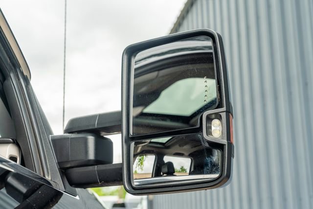 Used 2017 GMC Sierra 2500 Denali w/ Duramax Plus Package image 13