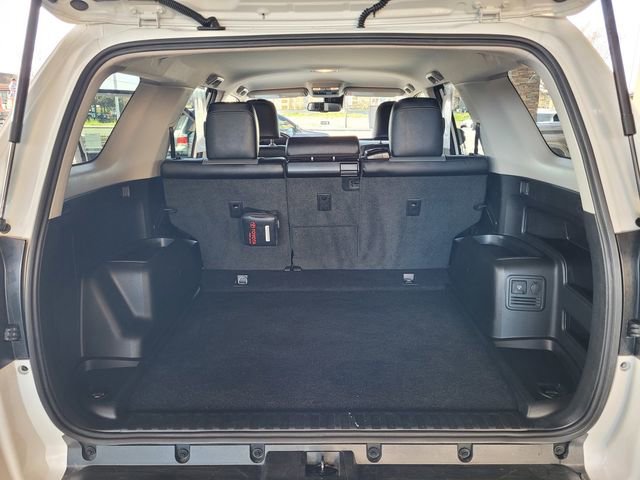 Certified 2024 Toyota 4Runner SR5 Premium image 33