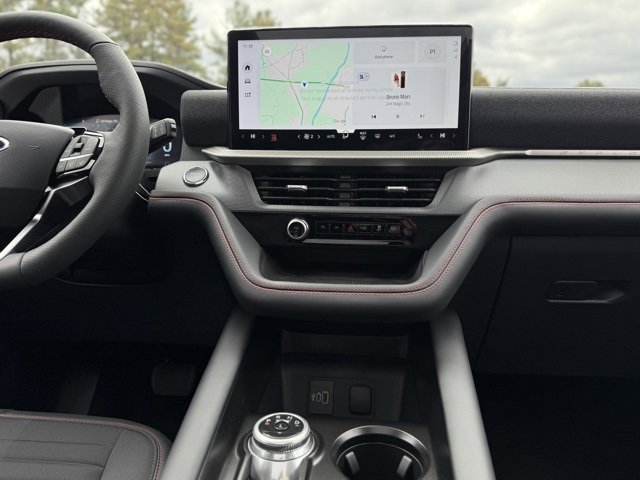 New 2026 Ford Explorer ST-Line image 21