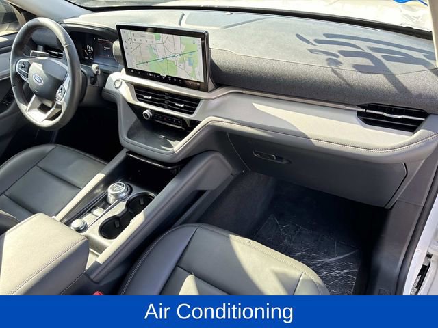 Used 2025 Ford Explorer Active w/ Active Comfort Package image 15