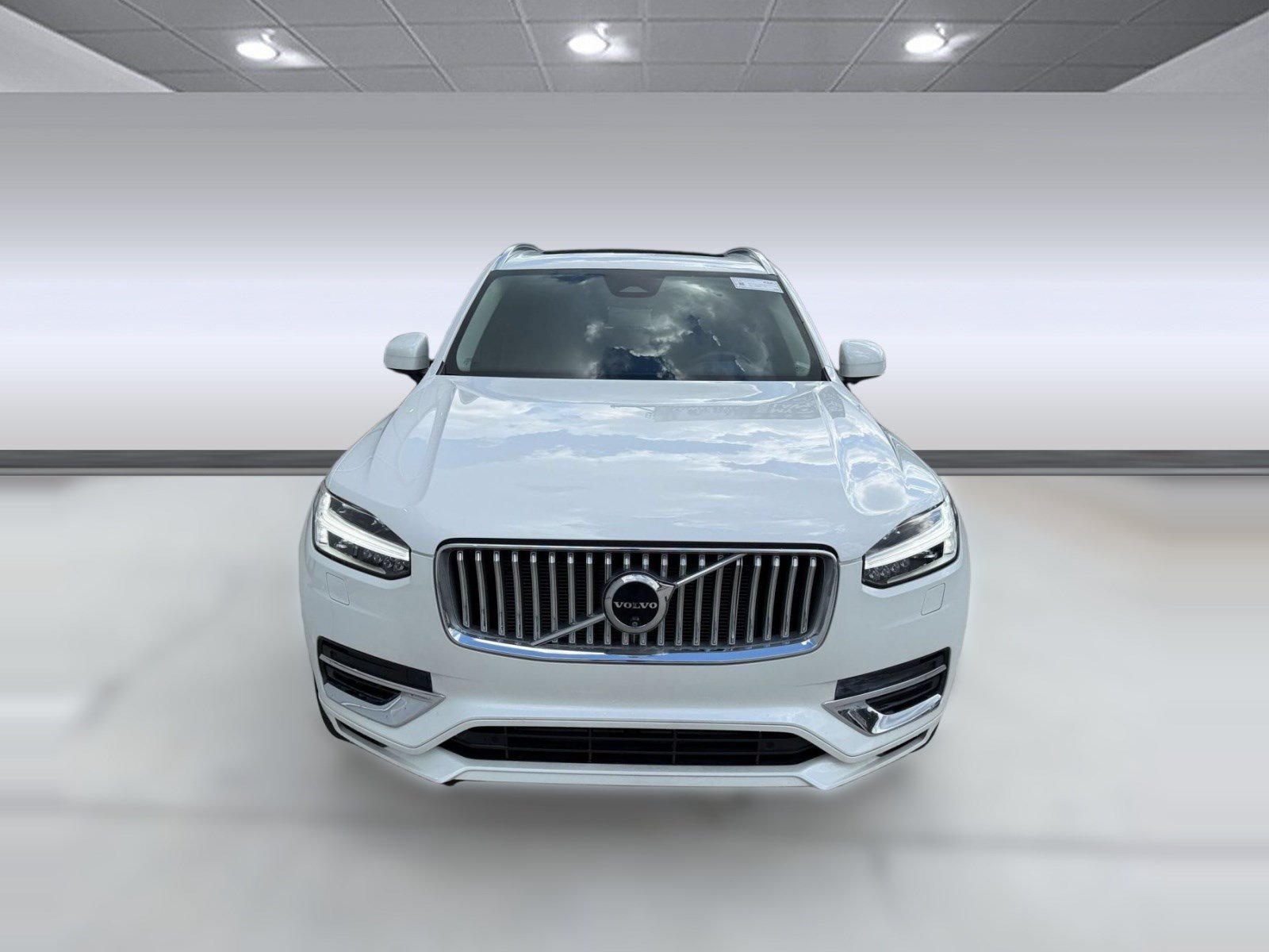 Used 2024 Volvo XC90 T8 Plus w/ Protection Package Premier AWD/4WD image 6