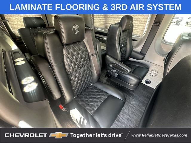 Used 2024 Ford Transit 150 Low Roof AWD image 12