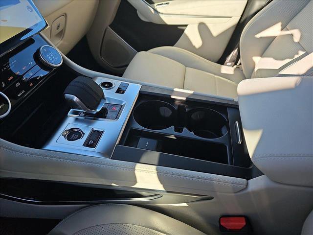 New 2025 Jaguar F-PACE R-Dynamic S image 23