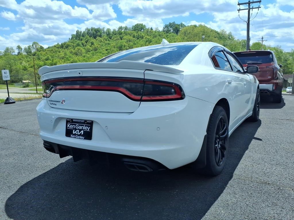 Used 2022 Dodge Charger SXT w/ Cold Weather Package AWD/4WD image 8