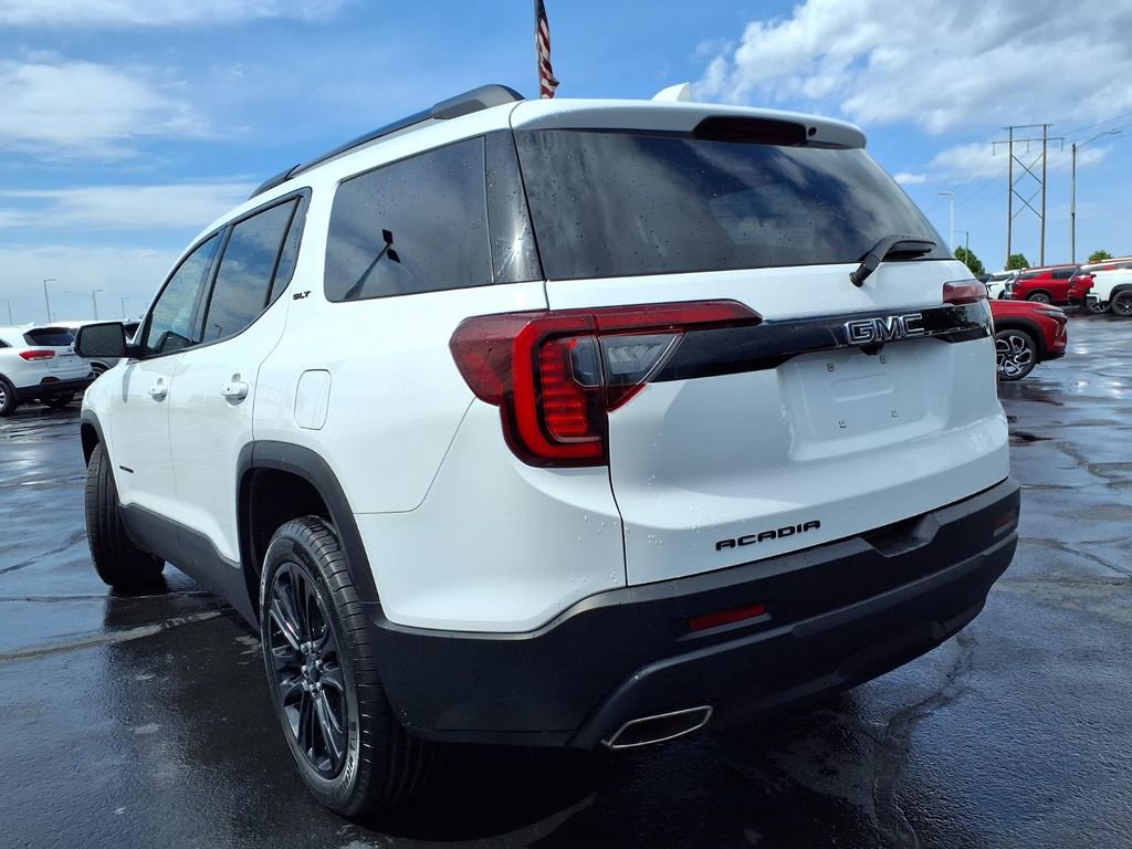 Used 2023 GMC Acadia SLT w/ Elevation Edition FWD image 34