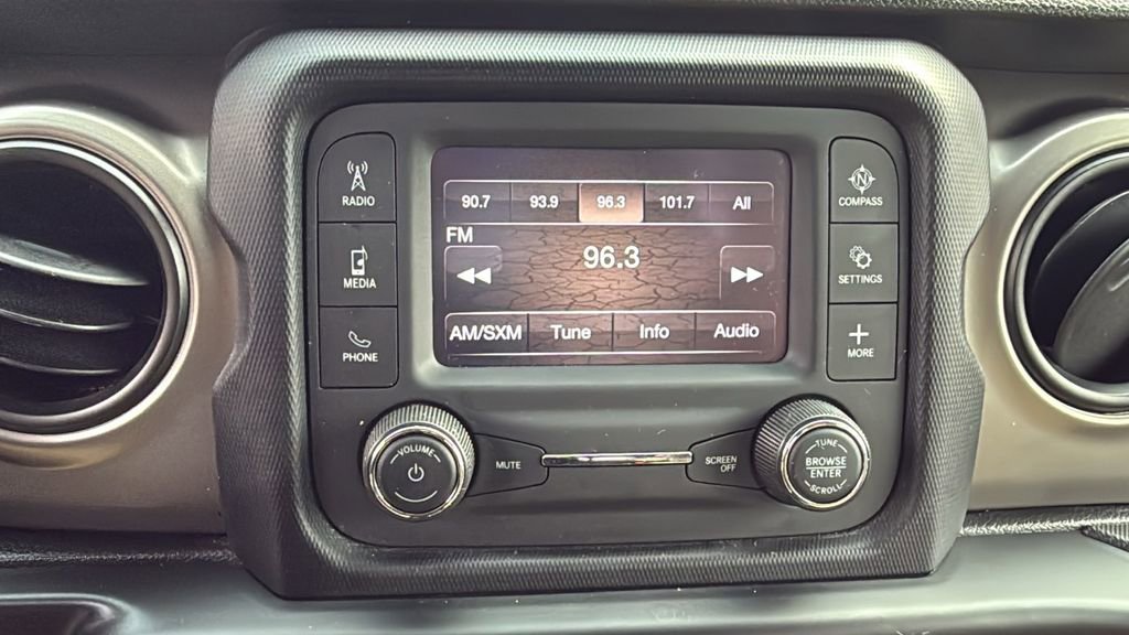 Used 2021 Jeep Gladiator Sport image 24