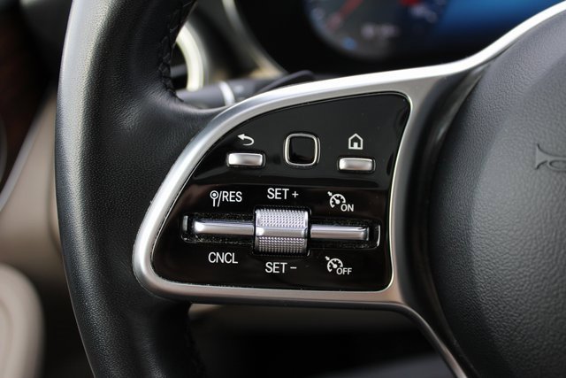 Used 2022 Mercedes-Benz GLC 300 4MATIC image 19