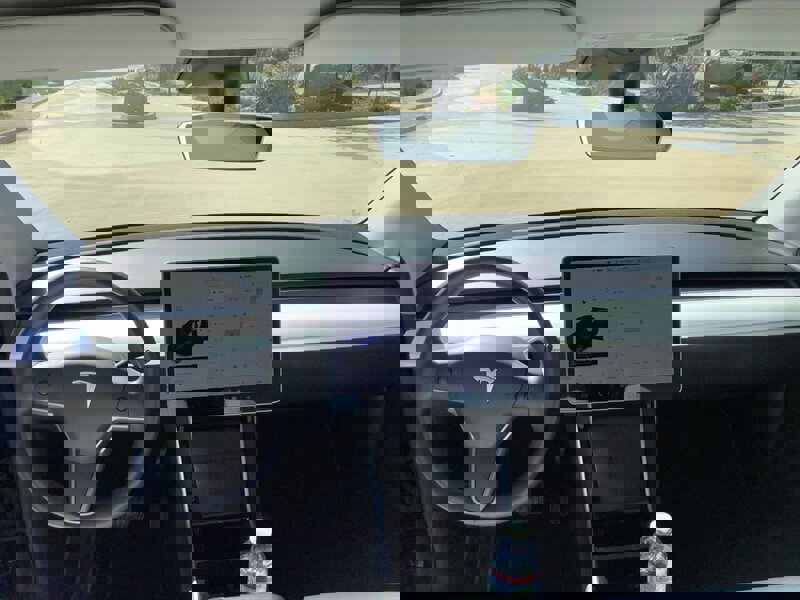 Used 2020 Tesla Model Y Long Range image 22