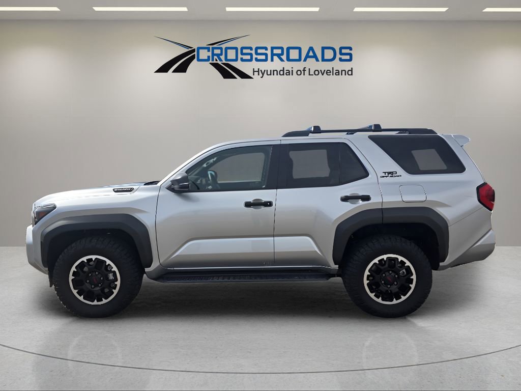 Used 2025 Toyota 4Runner TRD Off-Road image 2