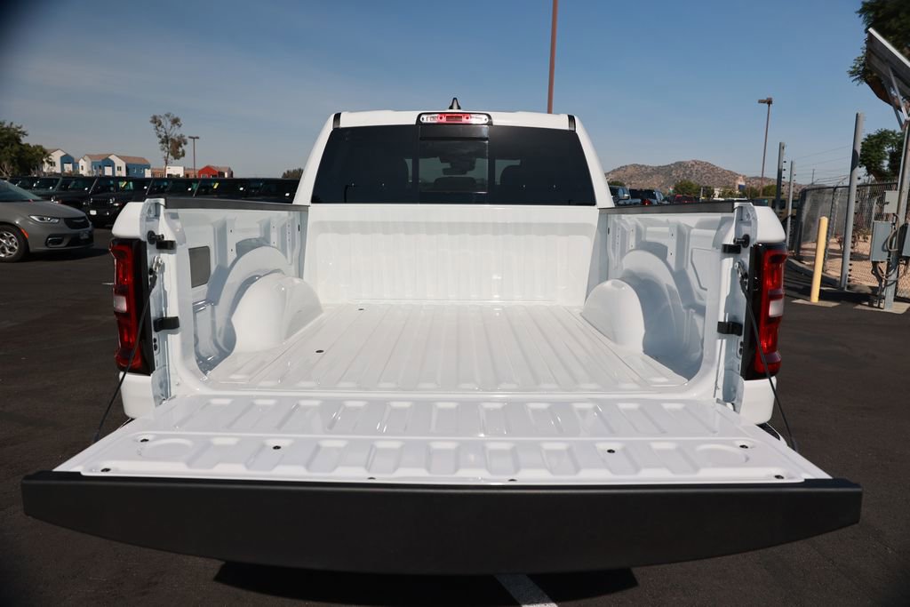 New 2026 RAM 1500 Express image 32