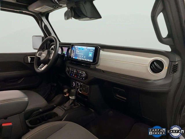 Used 2025 Jeep Wrangler Unlimited Sahara w/ Safety Group image 70