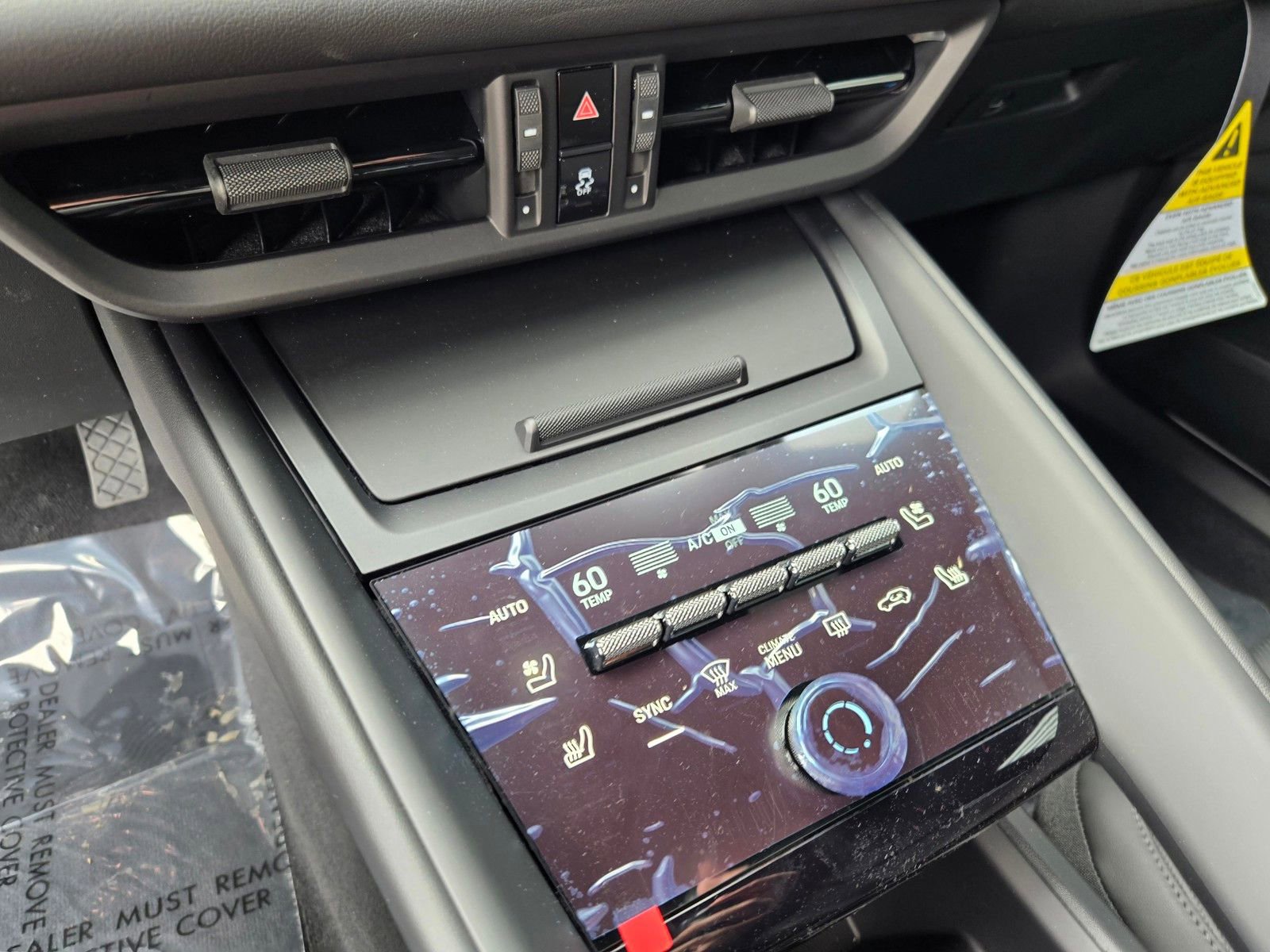 New 2026 Porsche Macan Electric RWD image 22