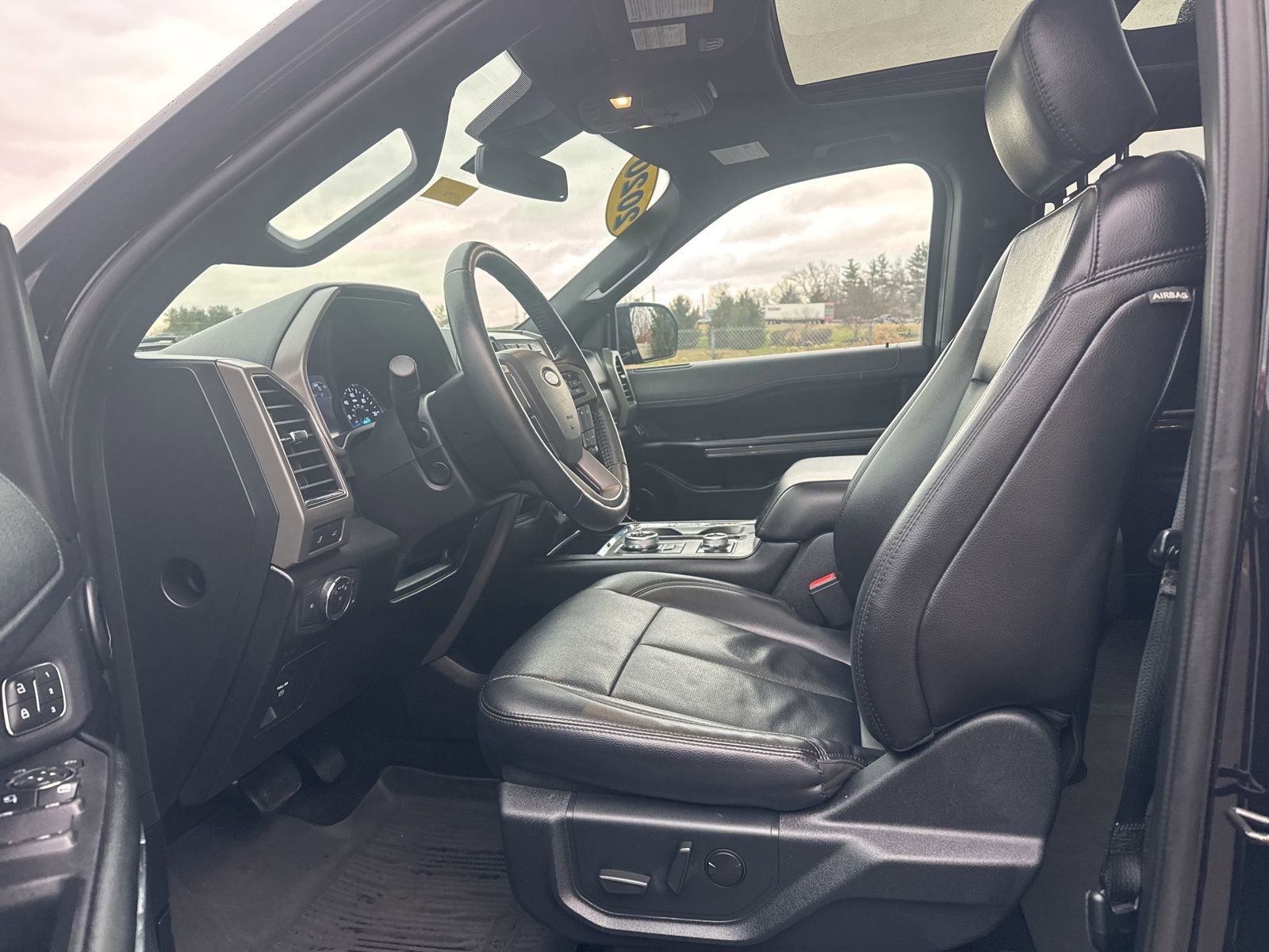 Used 2020 Ford Expedition XLT w/ Equipment Group 202A image 24